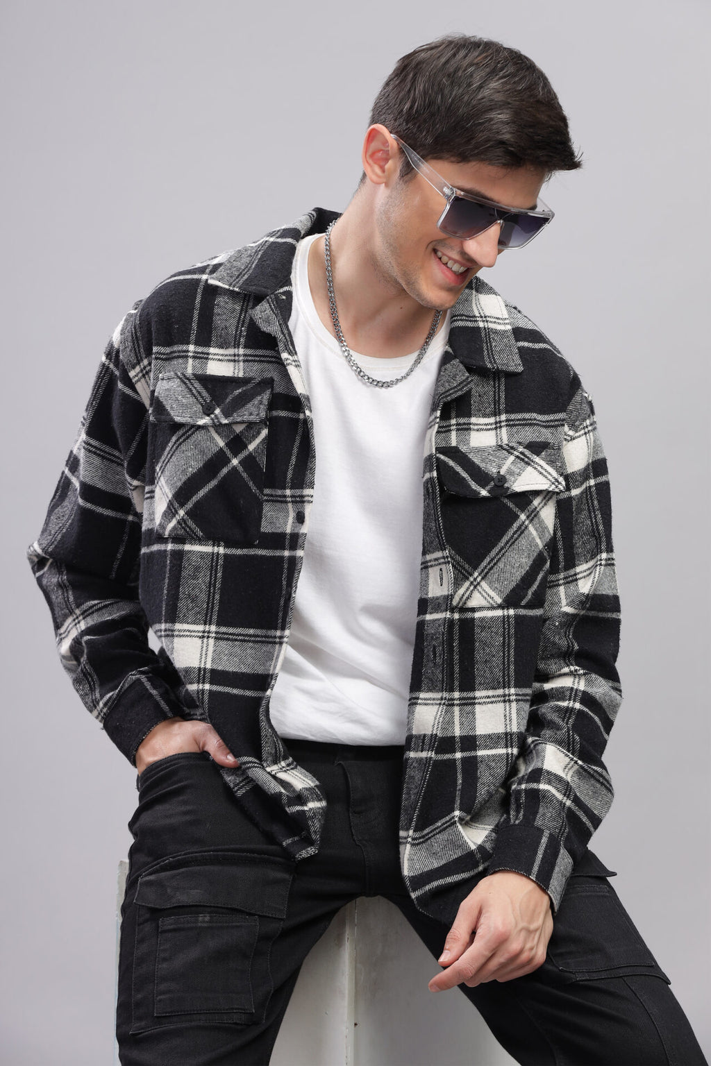 BLACK CHECKED SHACKET